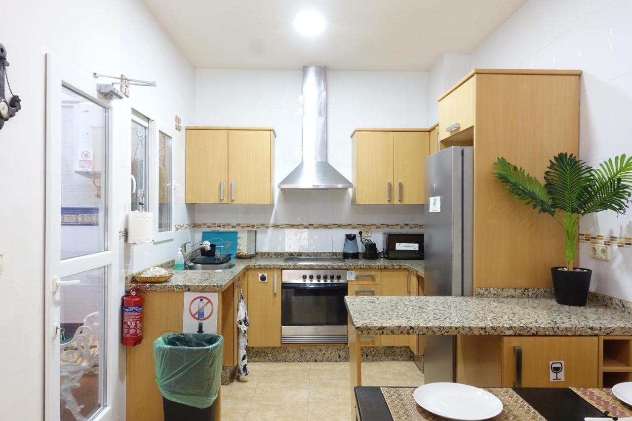 Best Valencia Beach Rooms-Shared Flat Exterior photo